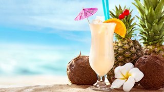 Piña Colada am Strand