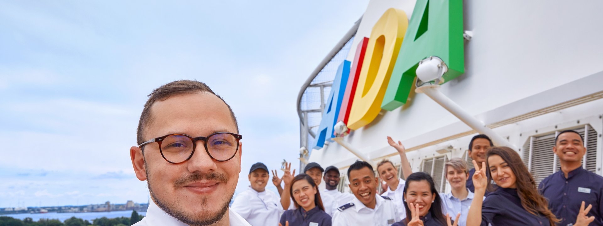 AIDA Cruises startet Joboffensive und bietet 5.000 Karrieremöglichkeiten an Bord und an Land